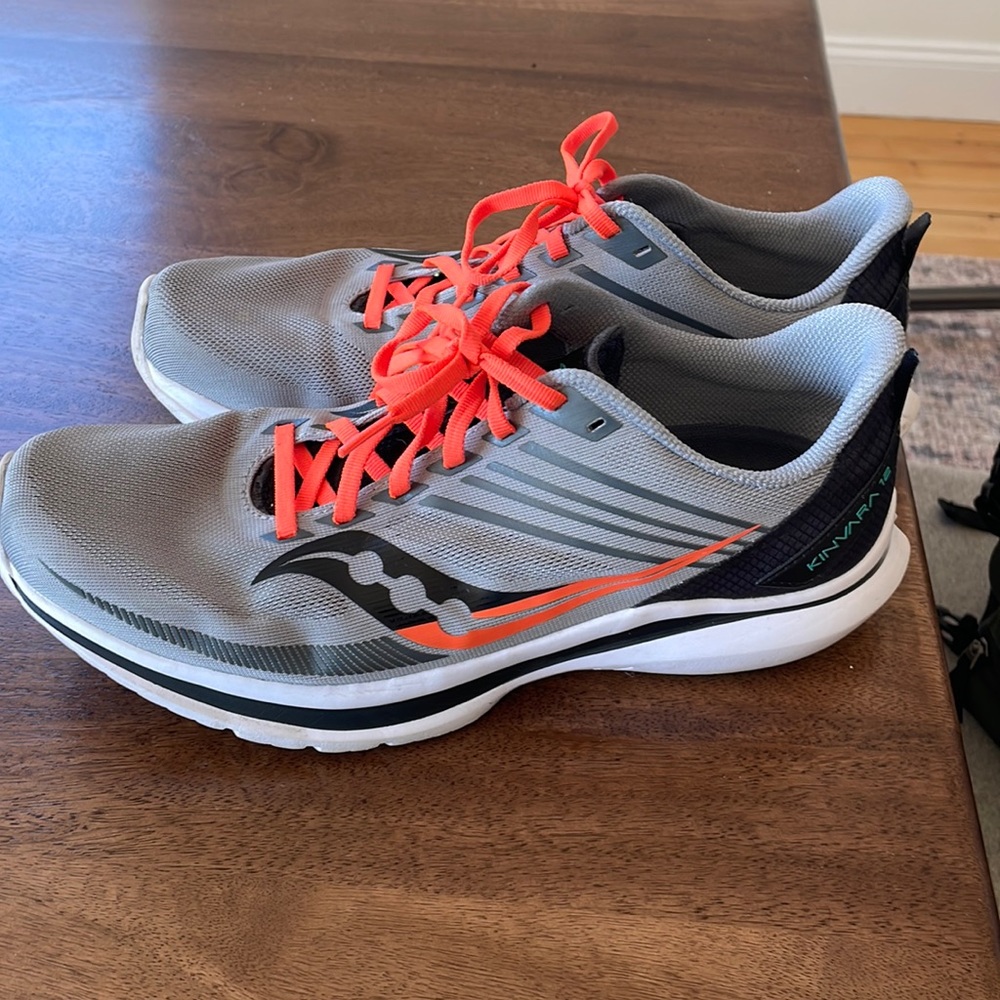 Saucony Men’s Kinvara 12 Running Shoe M 10.5 used a total of 5 times